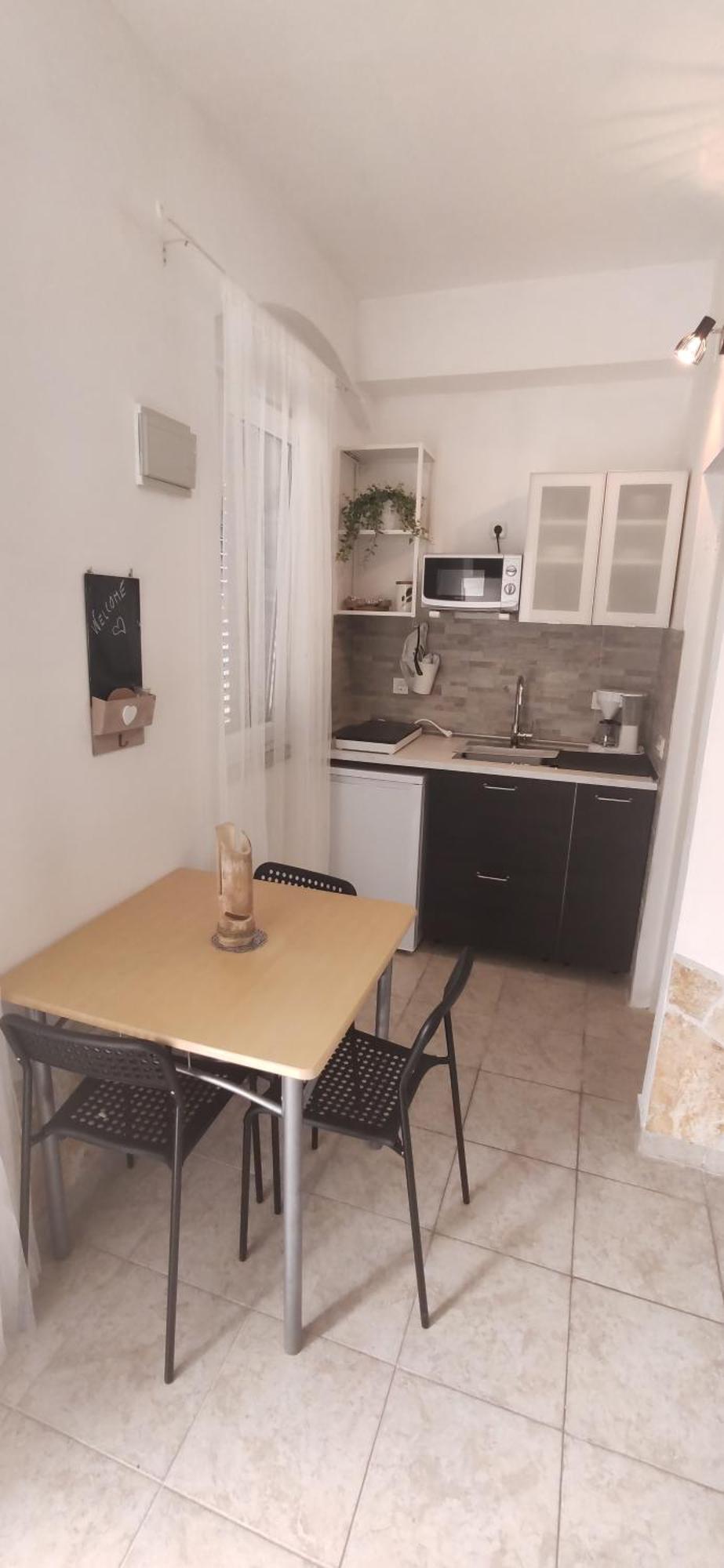 Vila Sentio Mare-Apartments Livaic Zeljko Pirovac Esterno foto
