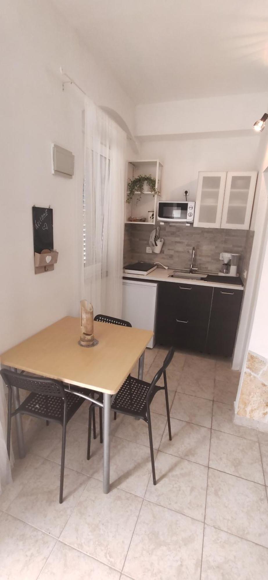 Vila Sentio Mare-Apartments Livaic Zeljko Pirovac Esterno foto