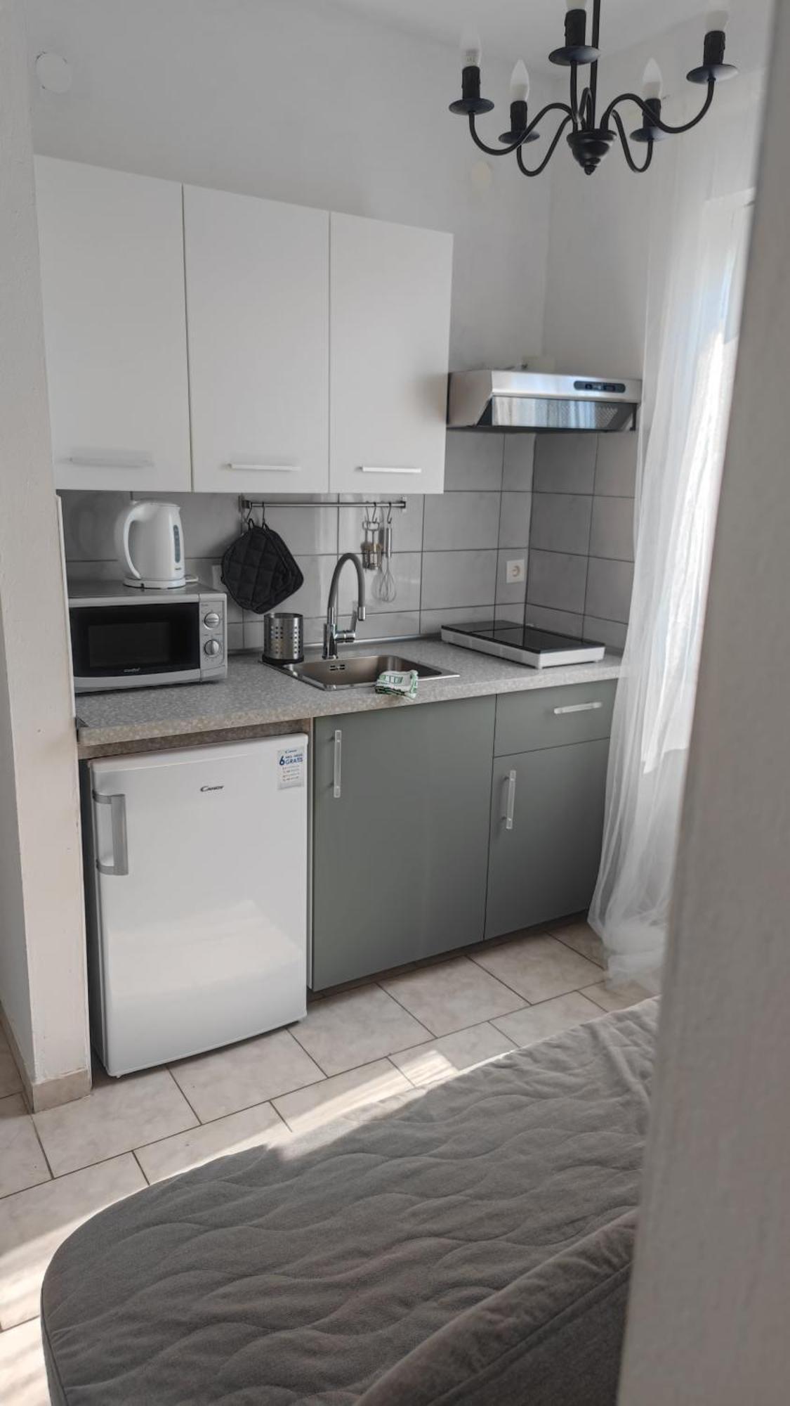 Vila Sentio Mare-Apartments Livaic Zeljko Pirovac Esterno foto
